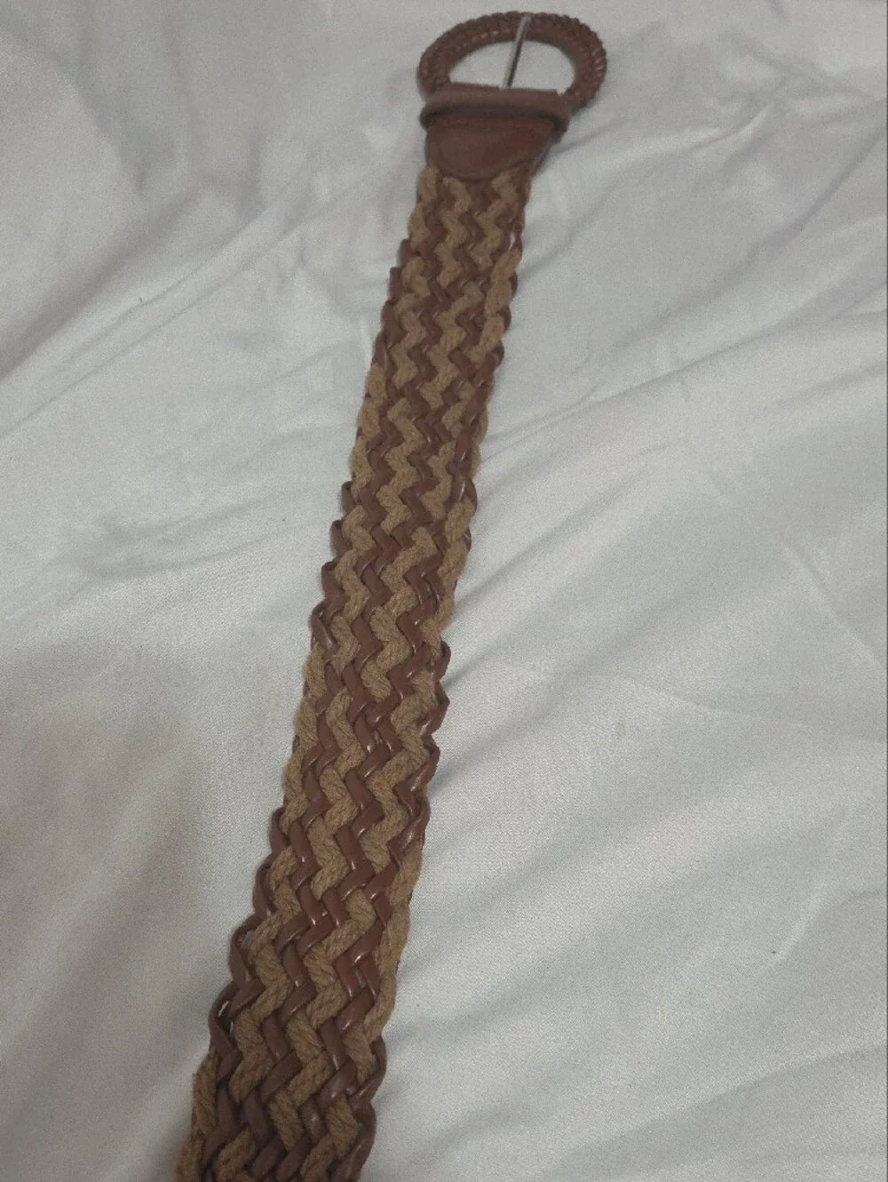 Braided Brown Woven Belt, Adjustable From Size 28-36, Excellent Like New Cond